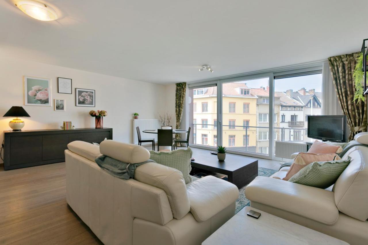 Lichtrijk Appartement Oostende Bagian luar foto