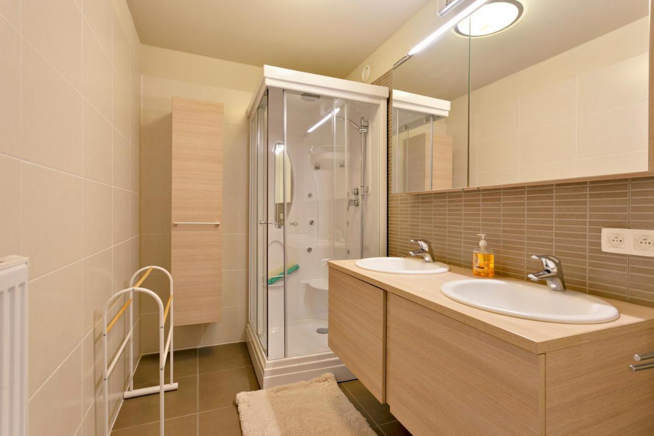Lichtrijk Appartement Oostende Bagian luar foto